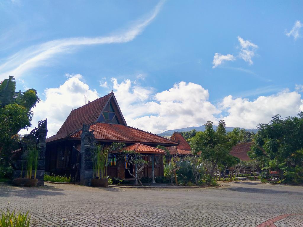 Jadul Village Resort Лембанг Екстер'єр фото