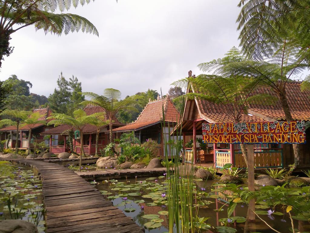 Jadul Village Resort Лембанг Екстер'єр фото